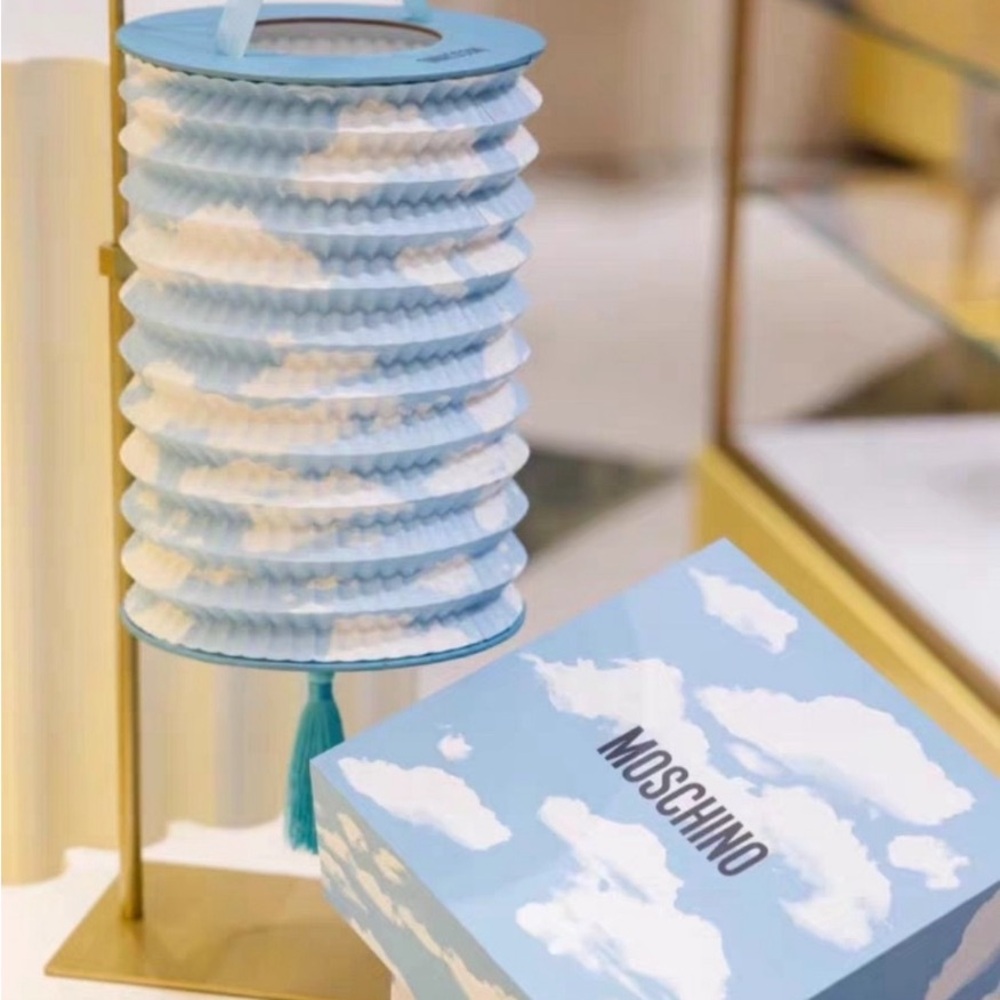 Moschino lantern